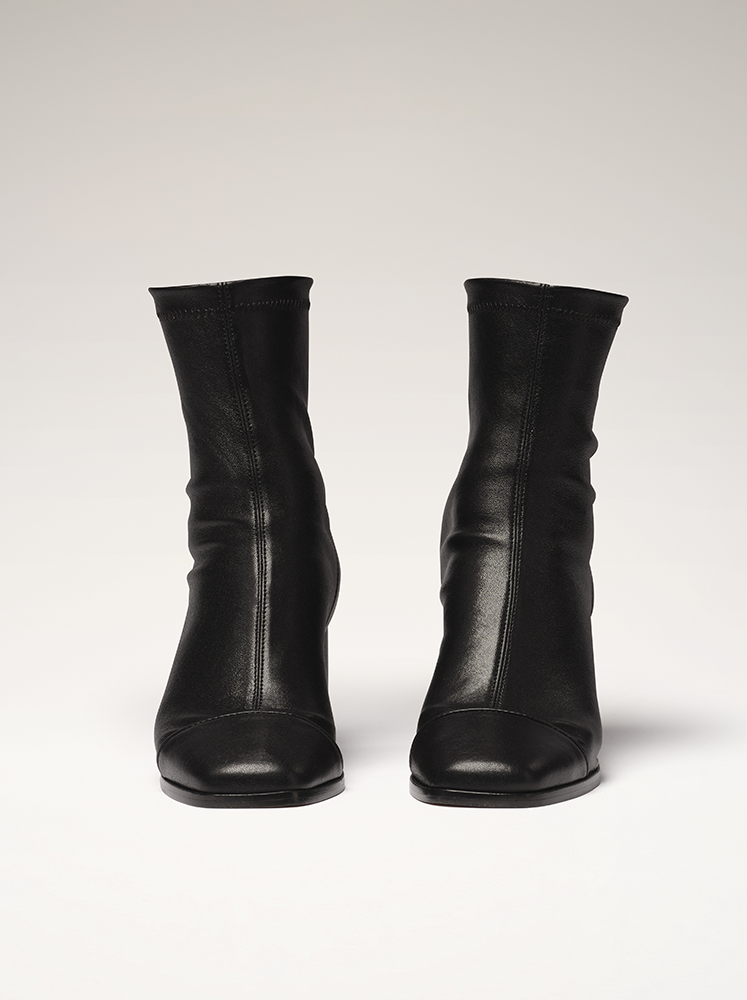ARIA - Boots - Black